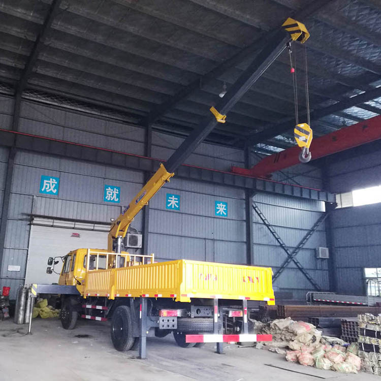 XCMG official 5ton small truck mounted crane China mobile crane SQ5SK2Q cranes with truck price